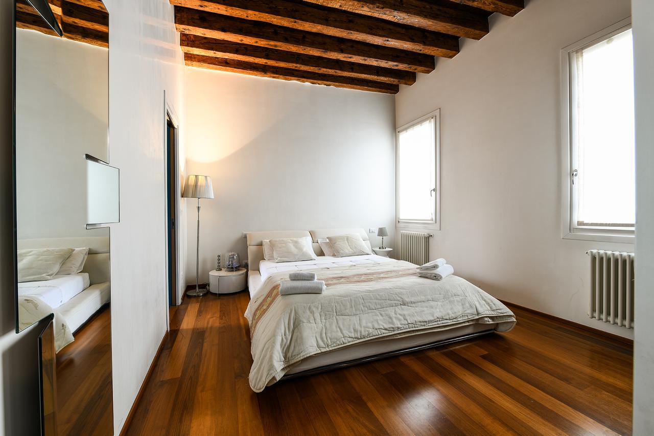 Frari Luxury Apartamento Veneza Exterior foto